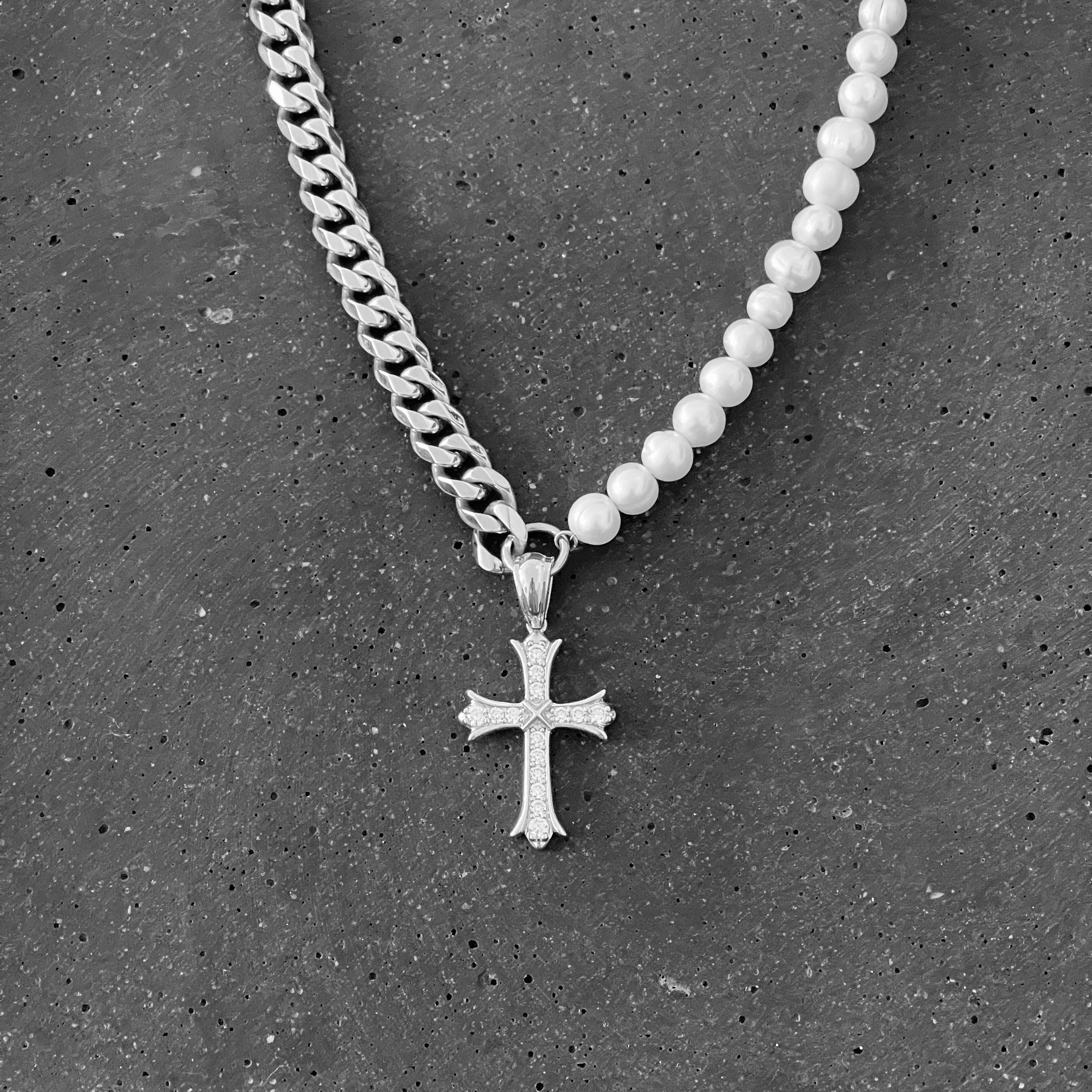 Kreuz Cuban Pearl 6mm