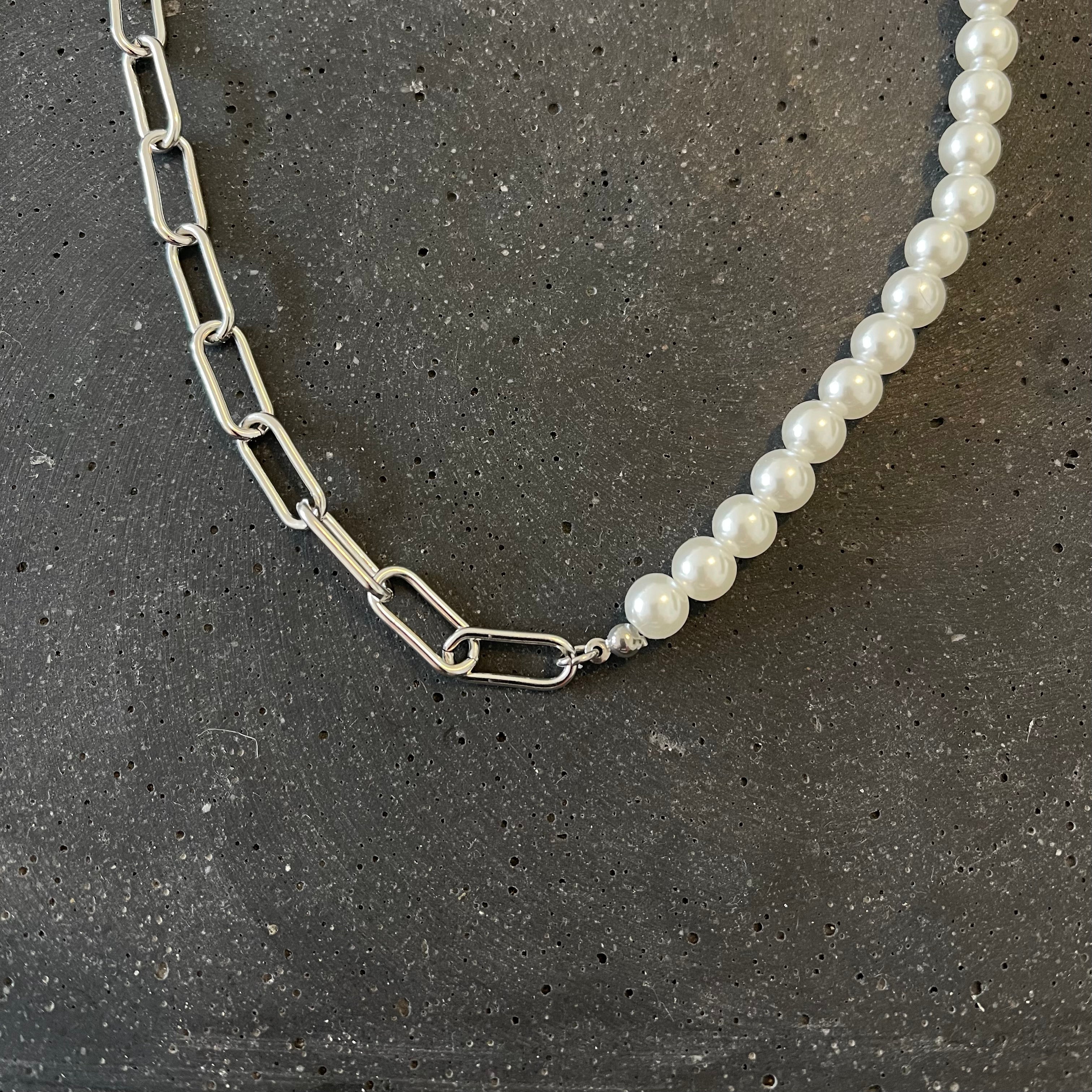 Paperclip Pearl